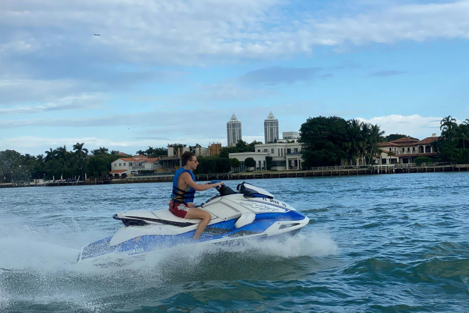 Miami: 1-Hour Jet Ski Rental with Pontoon Ride - Photo 1 of 8